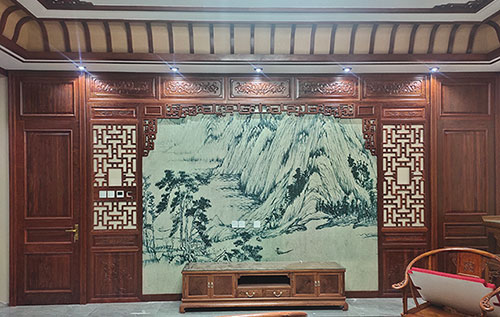 柳南中式仿古别墅客厅背景墙花格木作装饰